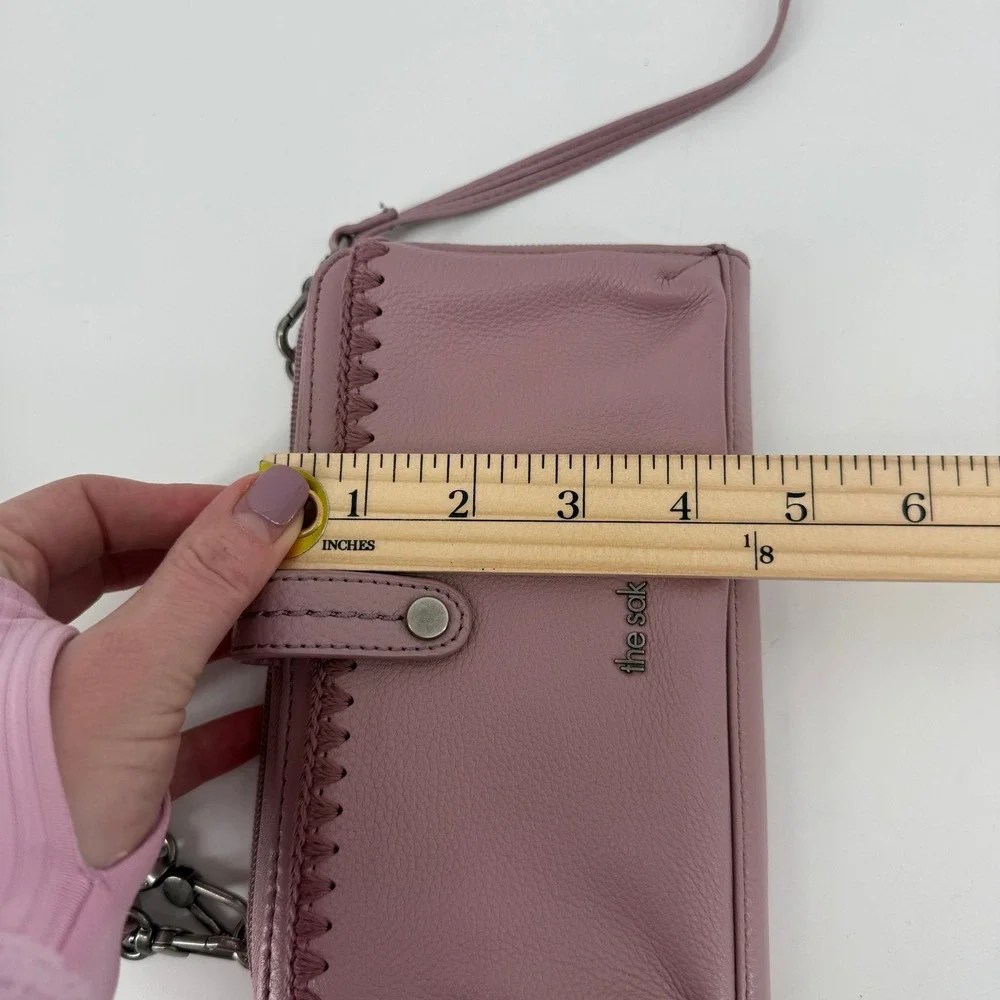 The Sak Iris Smartphone Wallet Rosewood Leather Crossbody Bag Wristlet Clutch